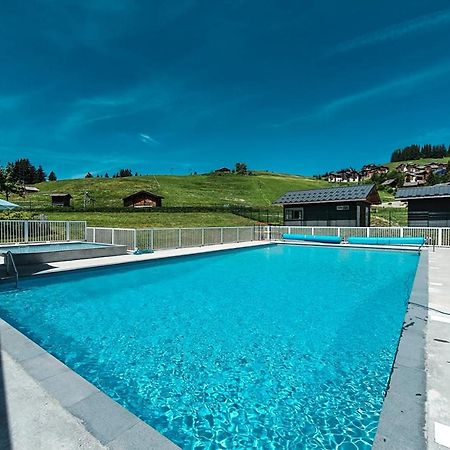 Appartement Au Coeur Des Aravis Manigod Bagian luar foto