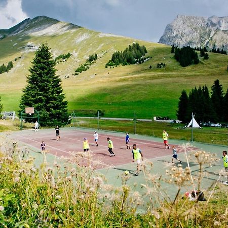 Appartement Au Coeur Des Aravis Manigod Bagian luar foto
