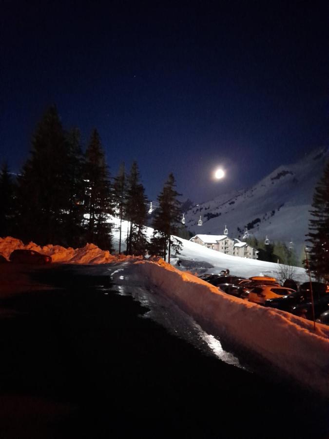 Appartement Au Coeur Des Aravis Manigod Bagian luar foto