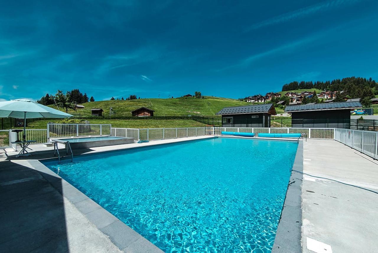 Appartement Au Coeur Des Aravis Manigod Bagian luar foto