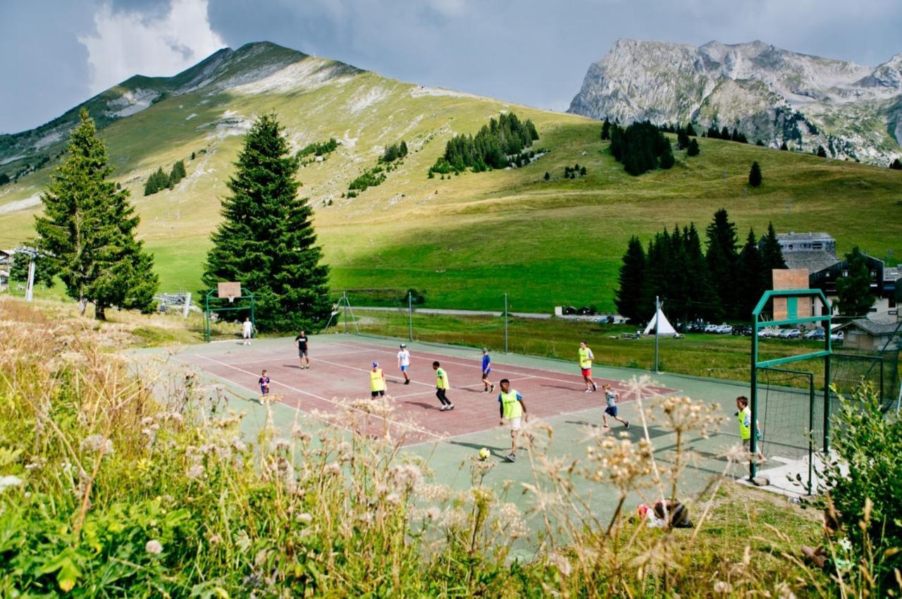 Appartement Au Coeur Des Aravis Manigod Bagian luar foto