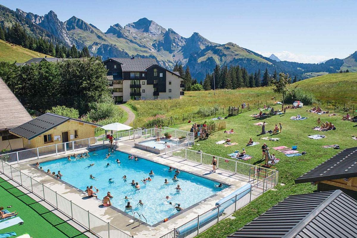 Appartement Au Coeur Des Aravis Manigod Bagian luar foto